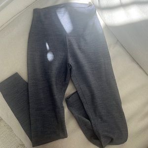 gray size 4 lulu leggings